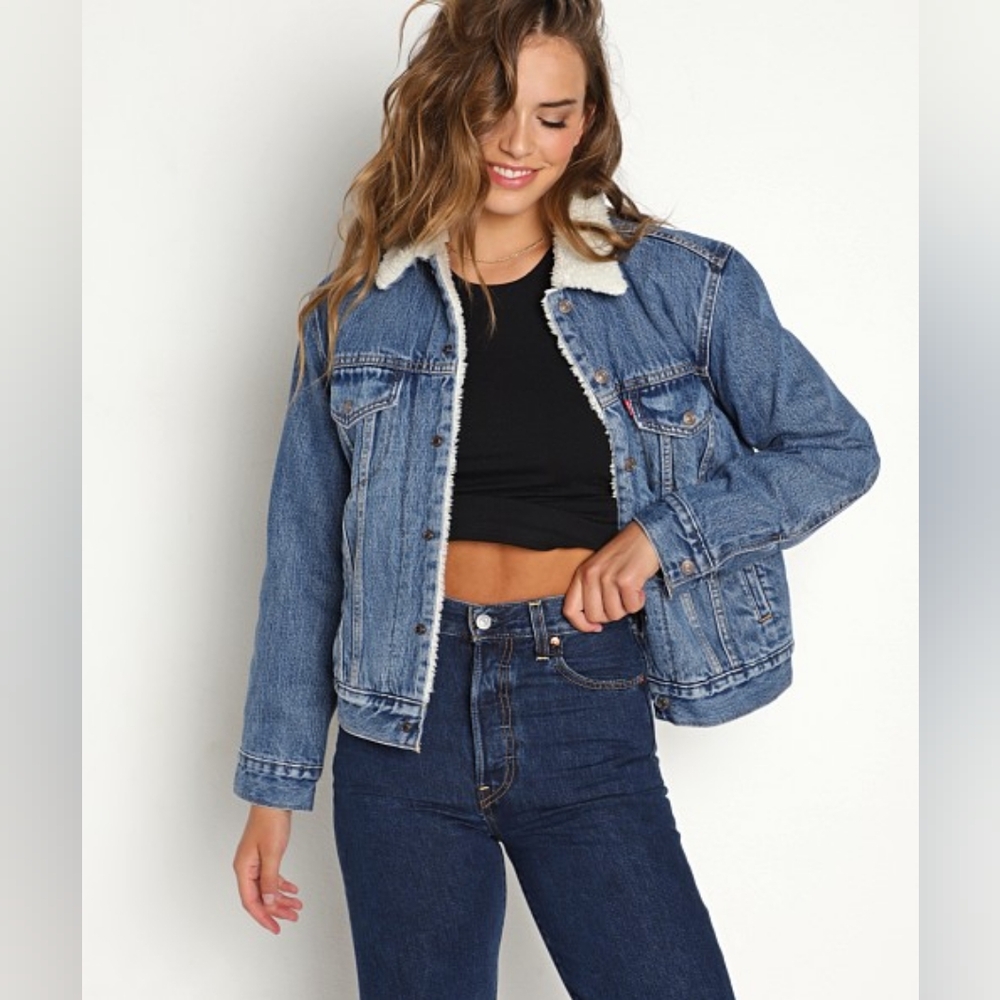 Levi's Premium ex boyfriend Sherpa trucker jacket